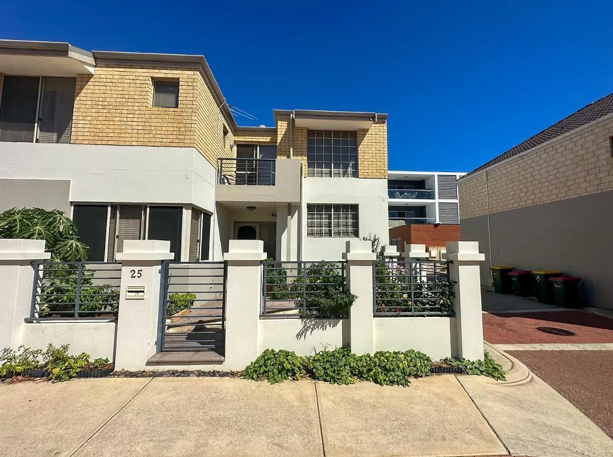 Joondalup Guest House contacts